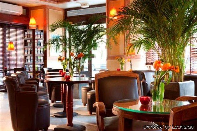 Eiffel Villa Garibaldi Paris Restaurang bild